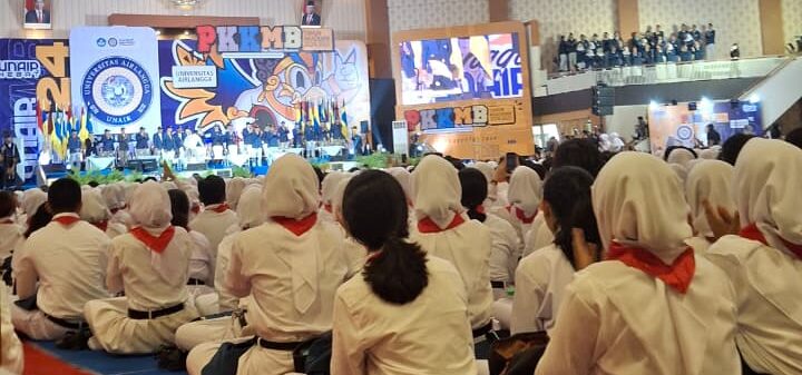 Pengalaman Pertama Ikut Ospek: Rollercoaster Emosi di Gerbang Kampus